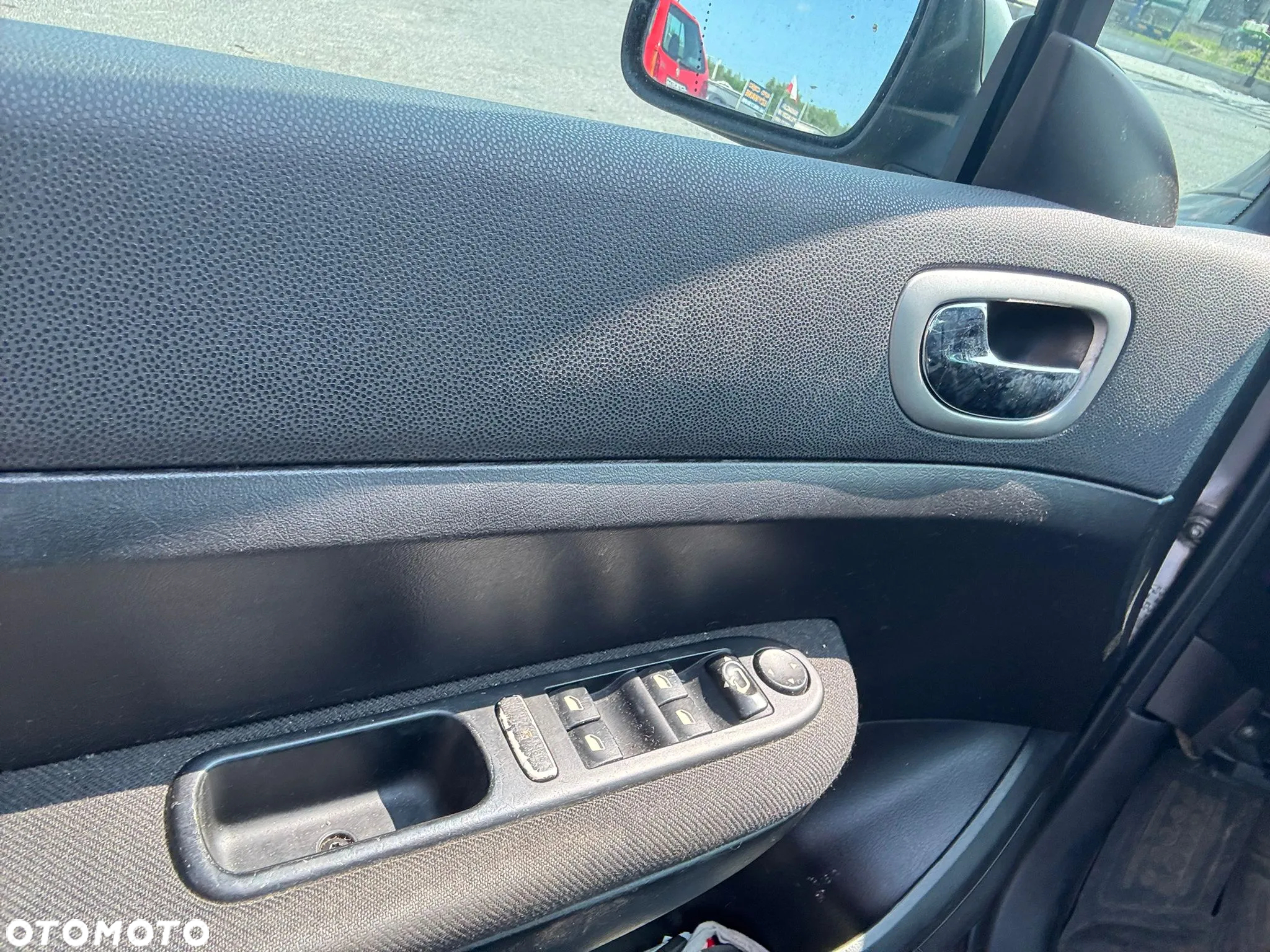 Peugeot 307 2004 poj. 2.0 diesel 90 KM - 7