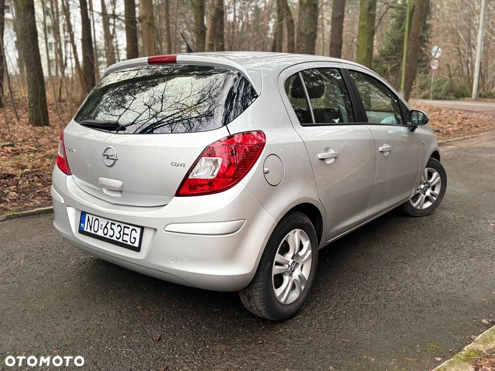 Opel Corsa - 11