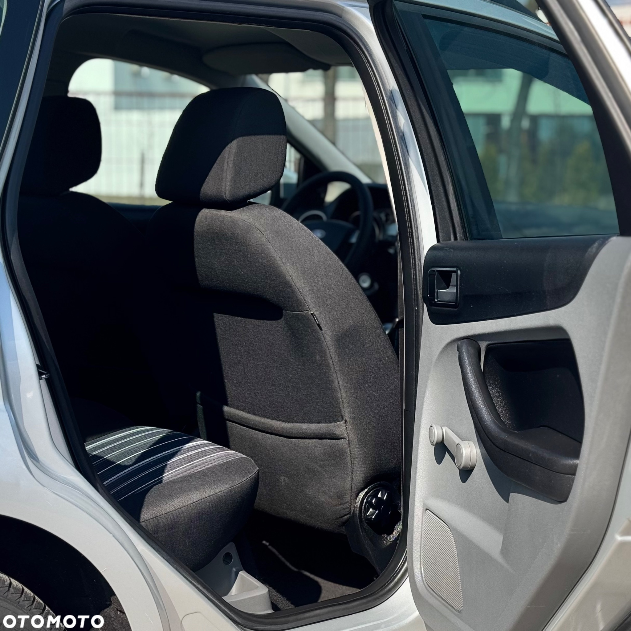 Ford Focus - 23