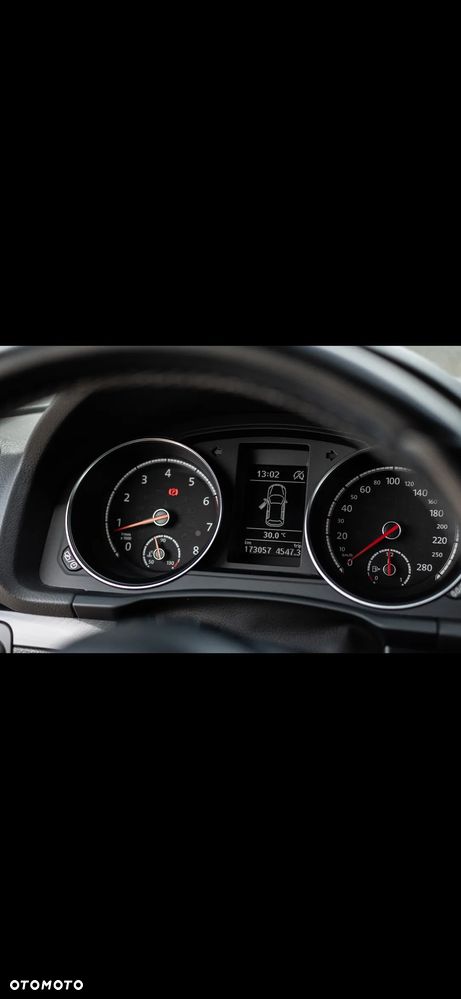 Volkswagen Scirocco ver-2-0-tsi-bmt-perfectline-r--style - 3