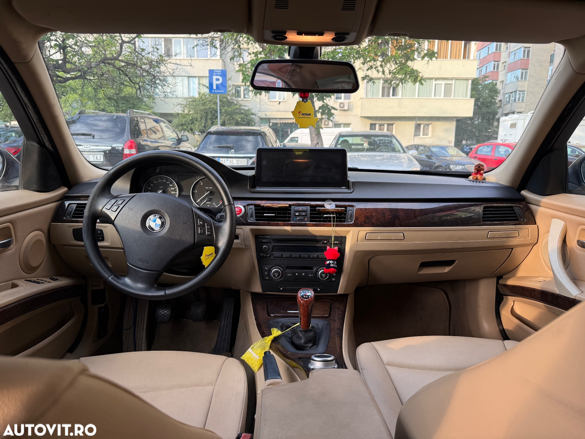 BMW Seria 3 318d - 10
