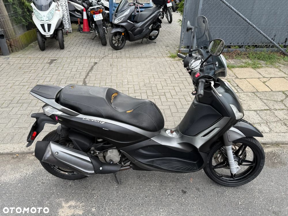 Piaggio Beverly - 4