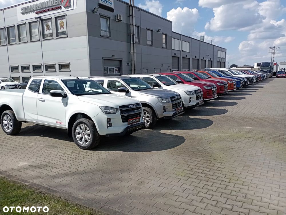 Isuzu D-Max 1.9 DC LSE - 38