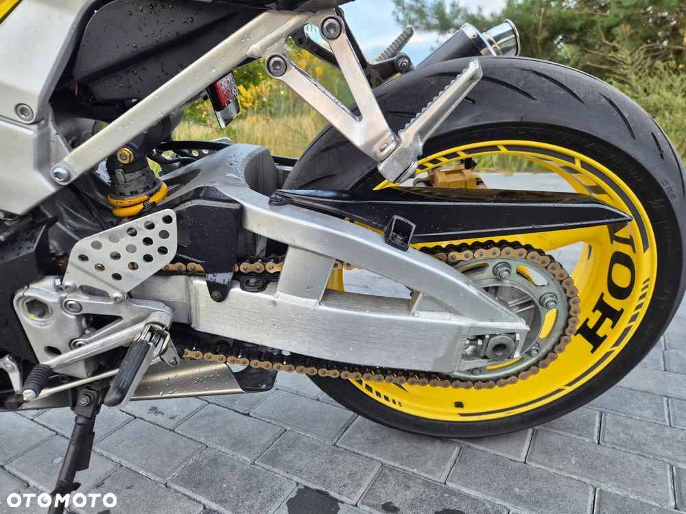 Honda CBR - 12