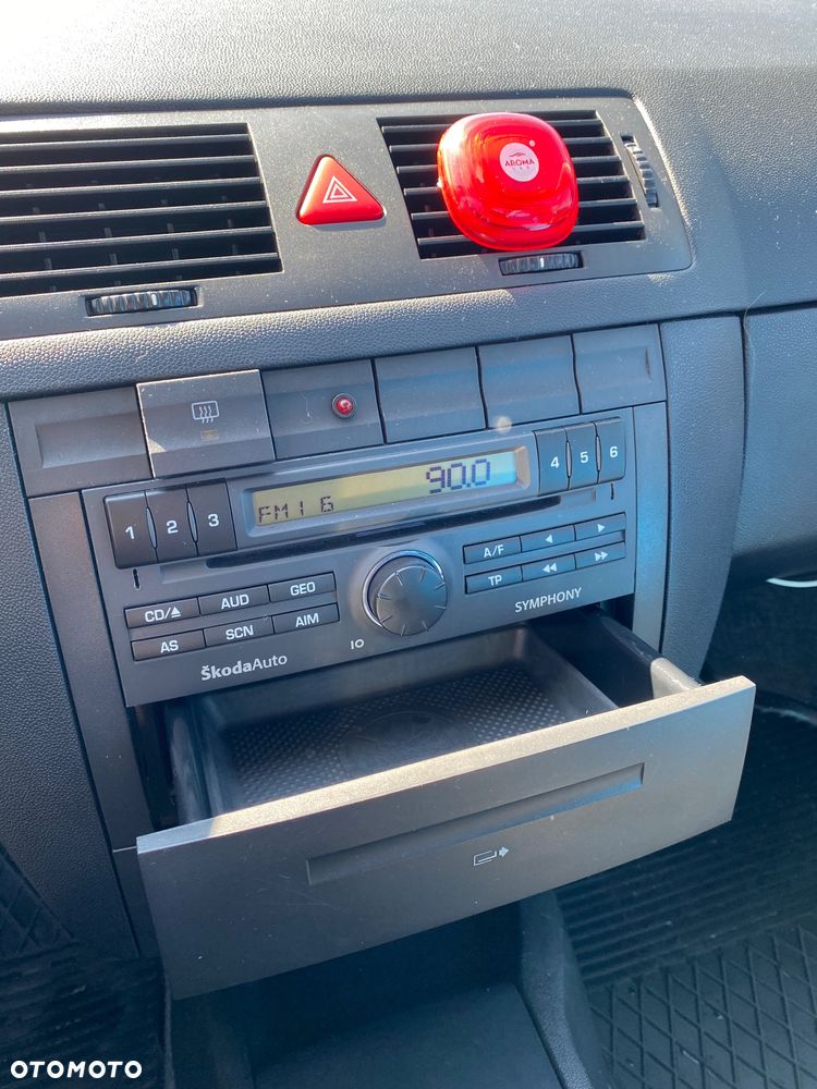 Skoda Fabia 1.4 16V Ambiente - 17