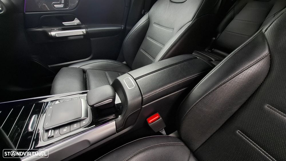 Mercedes-Benz GLB 200 d AMG Line - 22