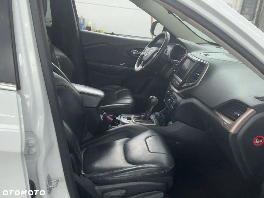 Jeep Cherokee 2.0 MJD Active Drive II Limited - 8