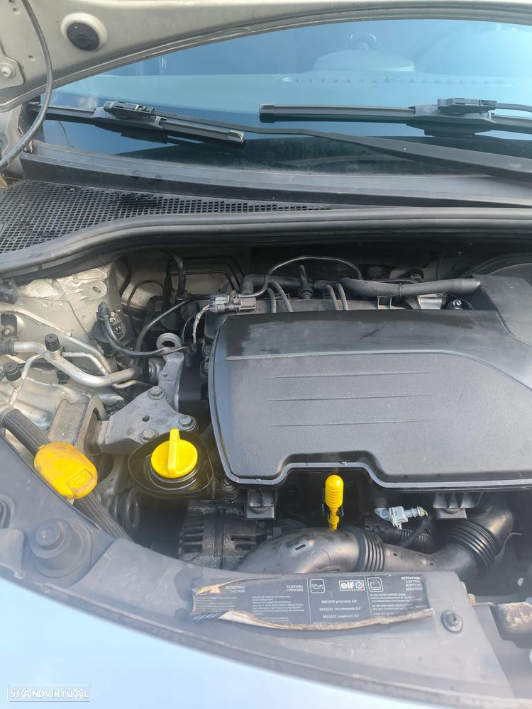 Renault Clio 1.2 16V Dynamique - 32