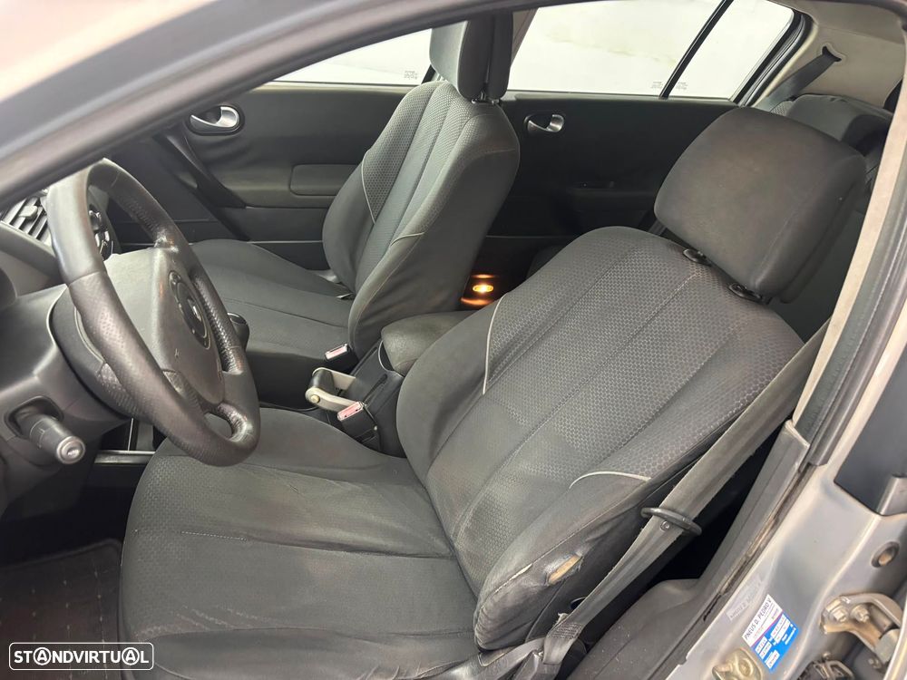 Renault Mégane - 5