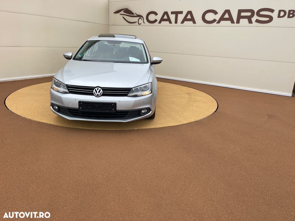 Volkswagen Jetta 1.6 TDI Blue Motion Technology Life - 2