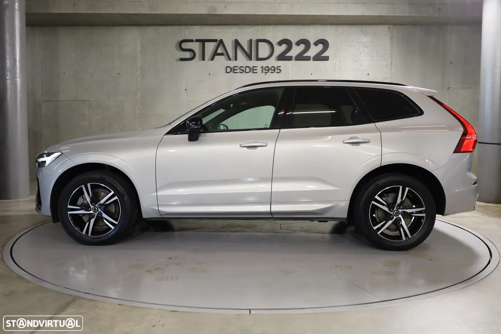 Volvo XC 60 2.0 B4 Plus Dark - 8