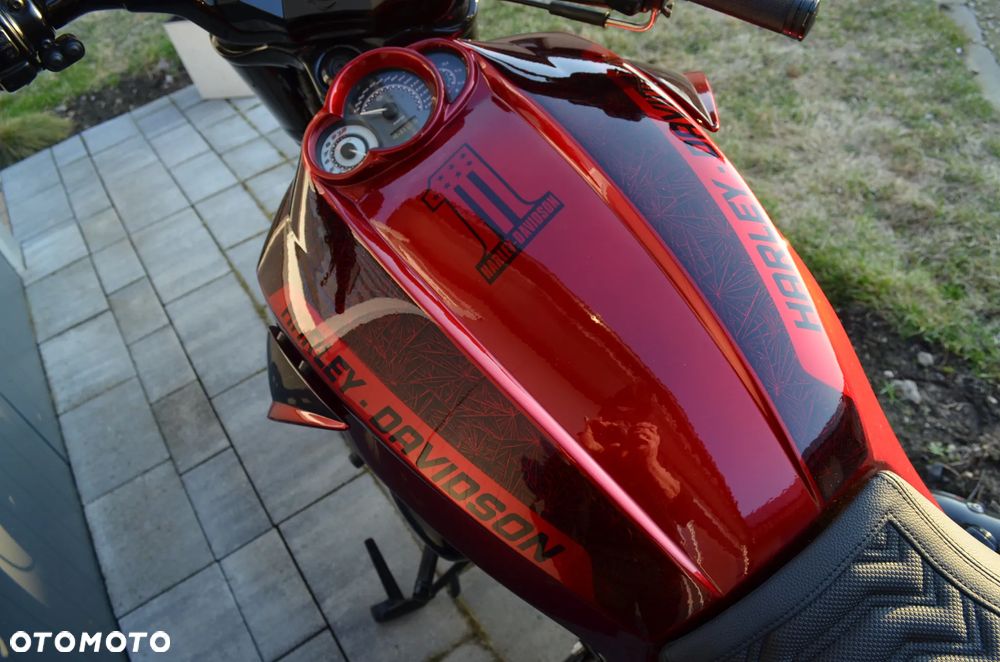 Harley-Davidson V-Rod Night Rod - 7