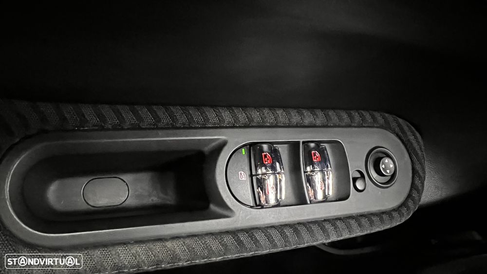 MINI Countryman One D Auto - 32