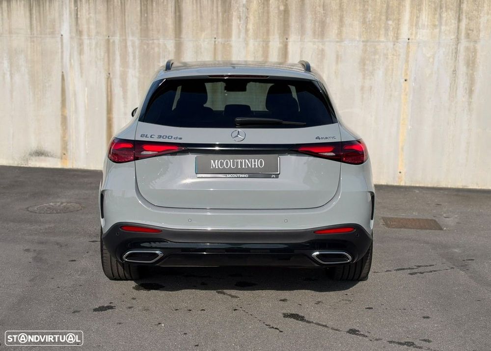 Mercedes-Benz GLC 300 foto 4