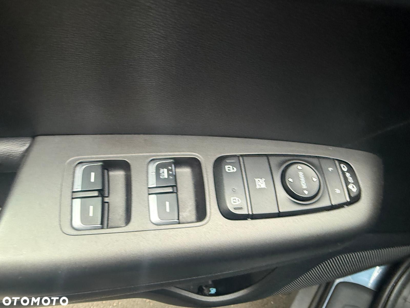Kia Sportage 1.6 GDI 2WD Attract - 21