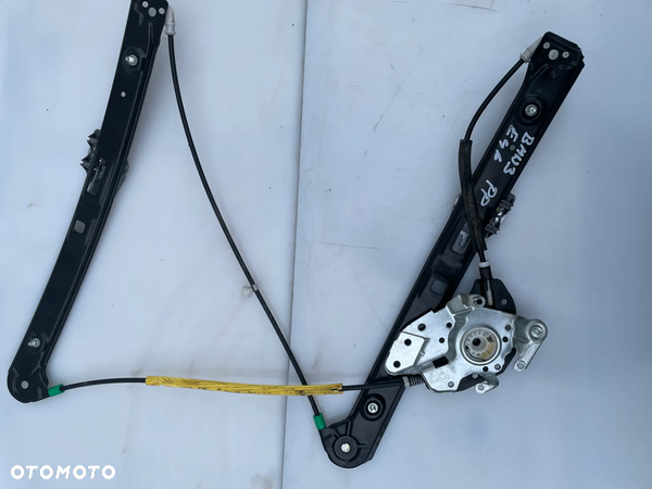 PODNOŚNIK SZYBY PRAWY PRZÓD BMW E46 LIFT KOMBI 8196038