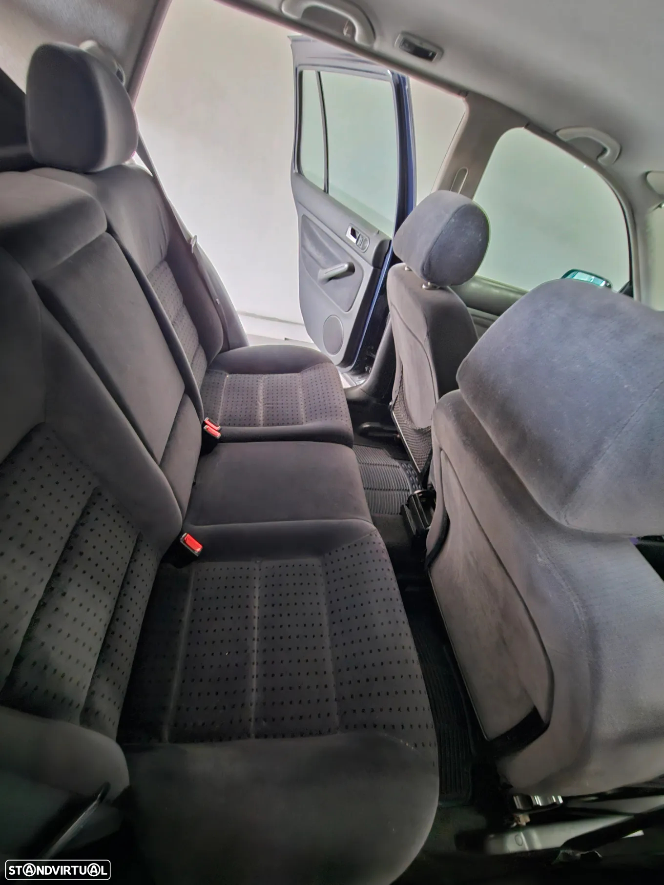 VW Golf 1.4i Confort - 8