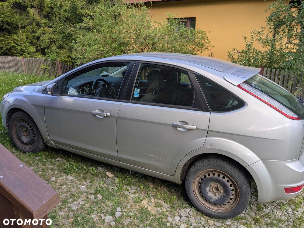 Ford Focus - 1