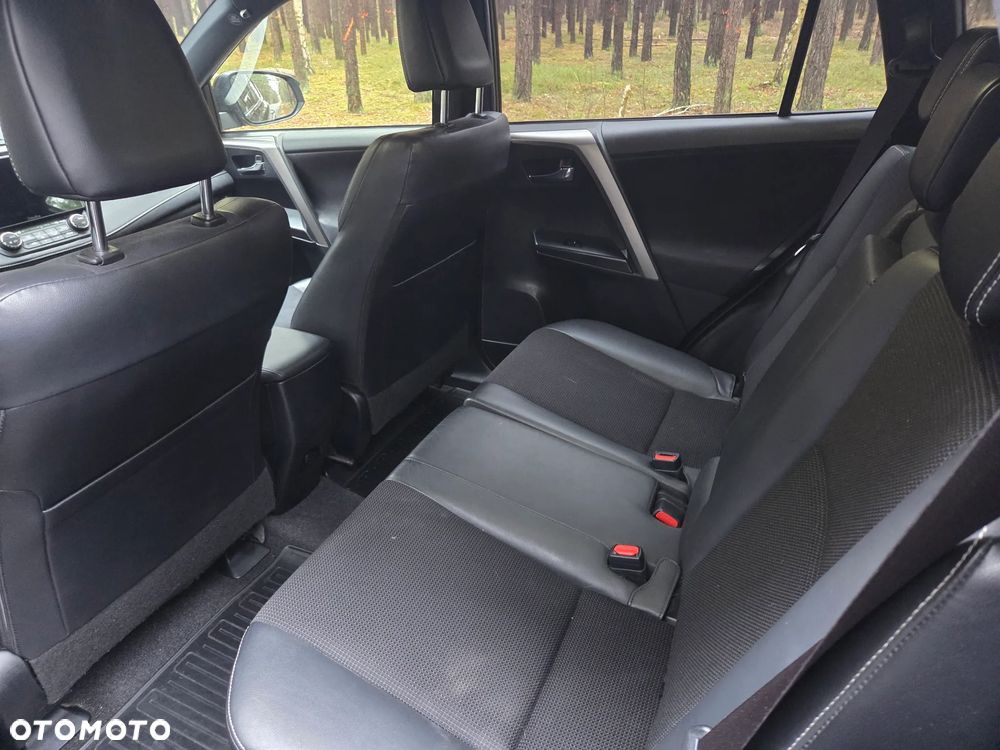 Toyota RAV4 2.0 D-4D Premium 4x2 - 20