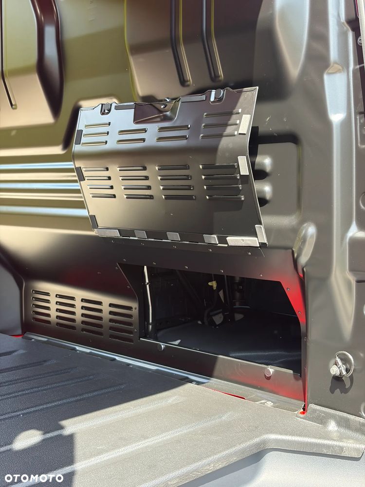 Ford CUSTOM VAN TREND - 11