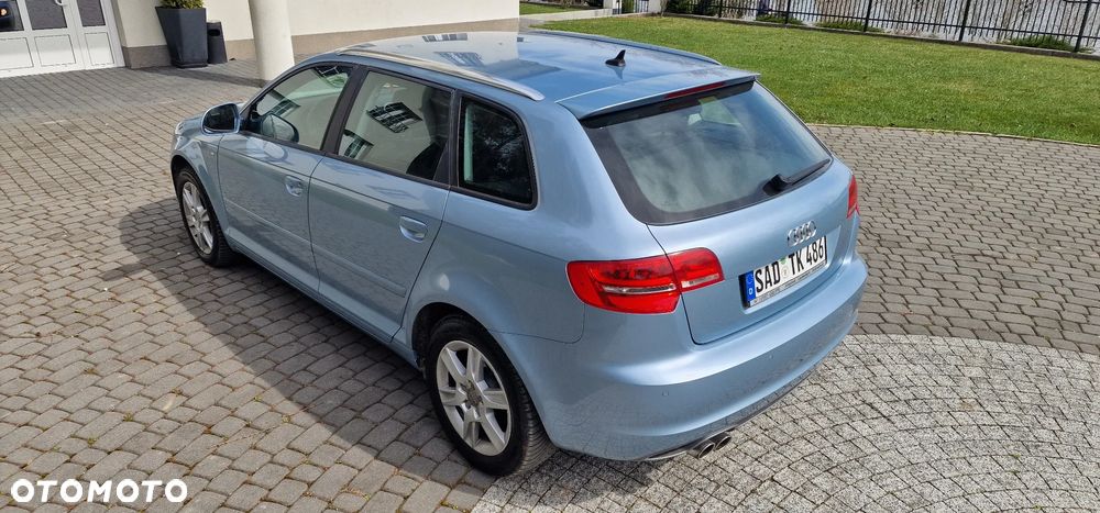 Audi A3 Sportback 2.0 TDI Ambiente - 4