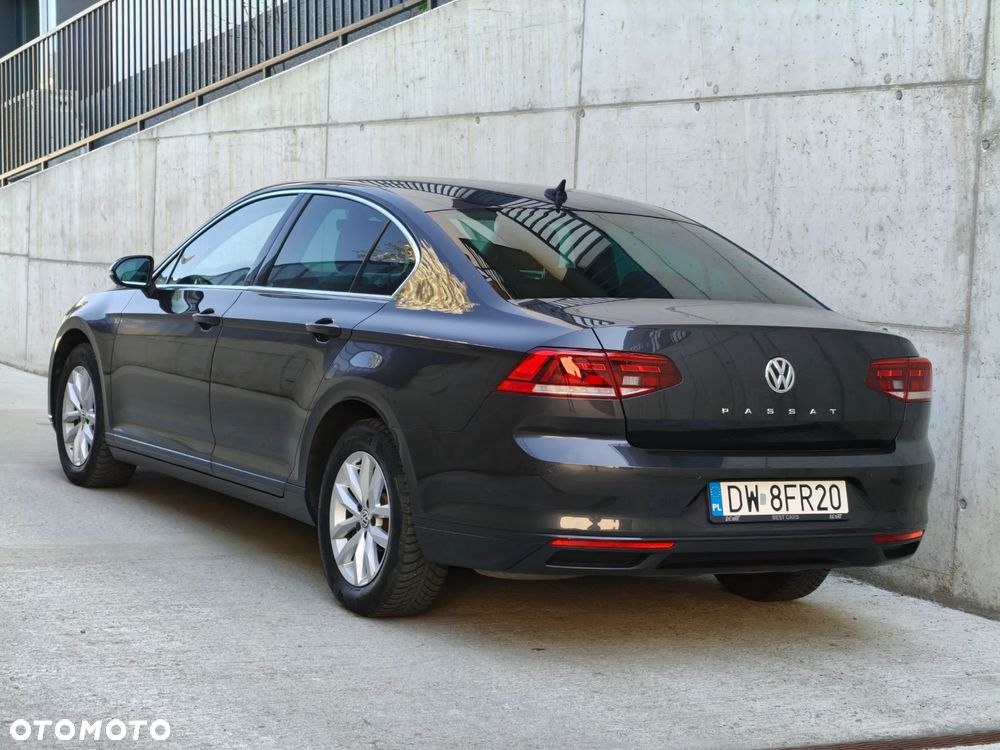 Volkswagen Passat 1.5 TSI EVO Business DSG - 2