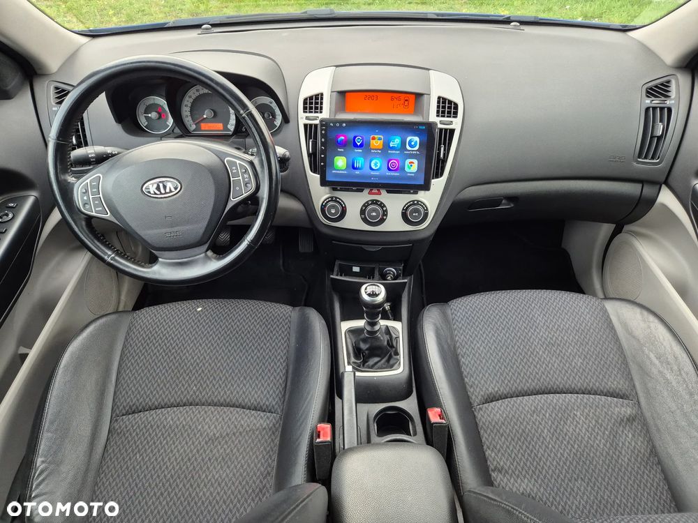 Kia Ceed 2.0 CRDi SW Spirit - 7