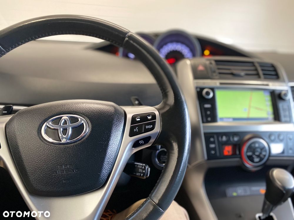 Toyota Verso 1.8 Premium MS - 20