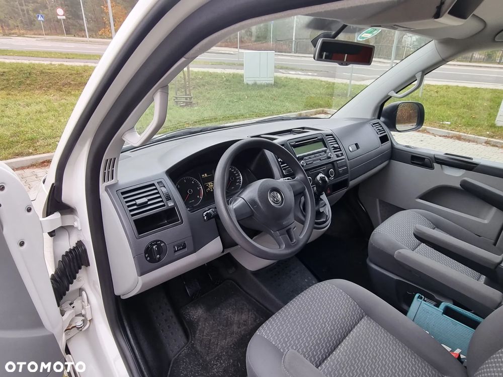 Volkswagen Transporter - 7