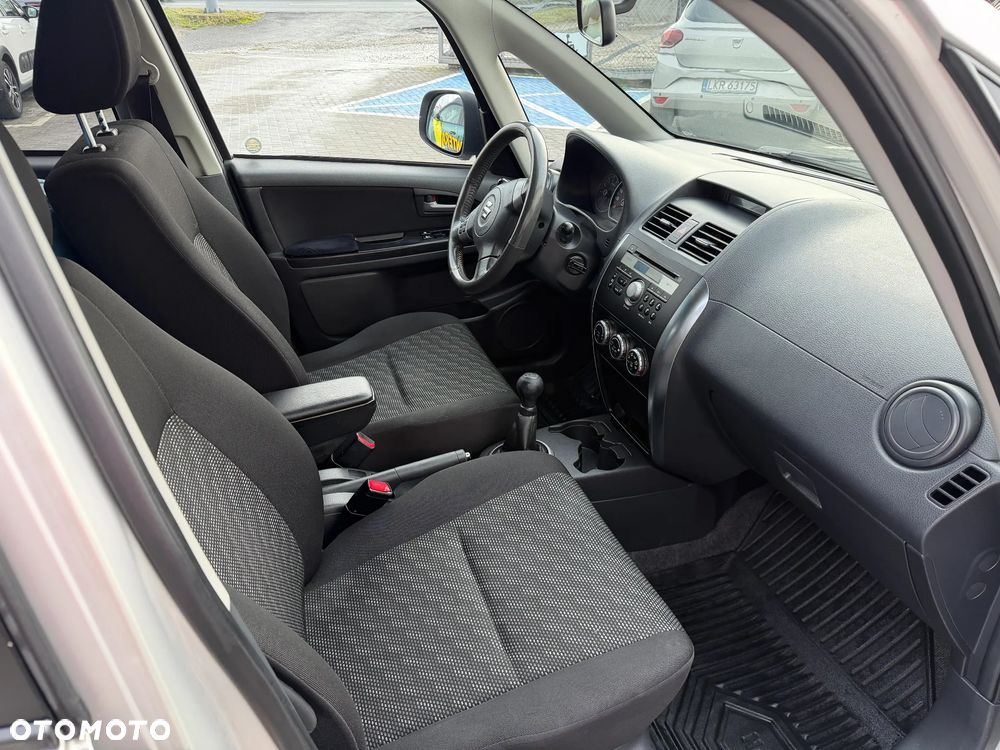 Suzuki SX4 1.6 GLX / Comfort - 6