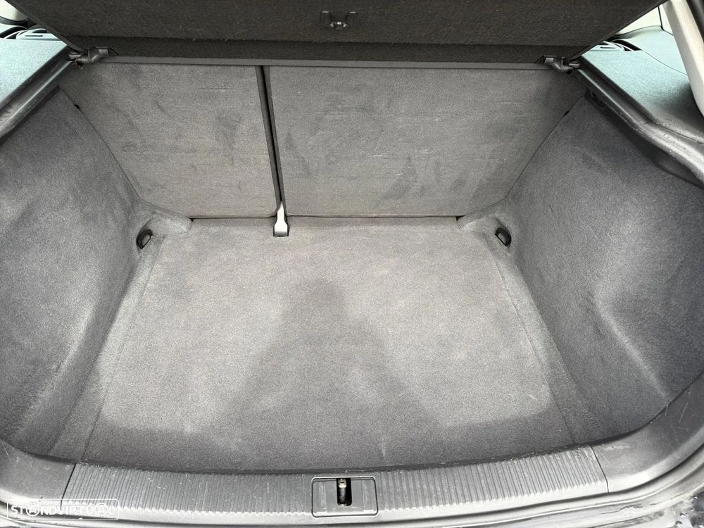 Audi A3 Sportback 1.6 TDI Attraction Business Line - 12