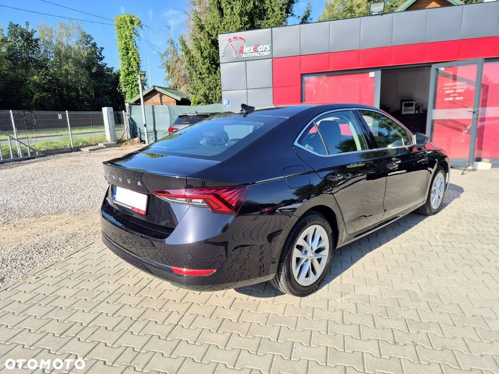 Skoda Octavia 2.0 TDI DSG Ambition - 6