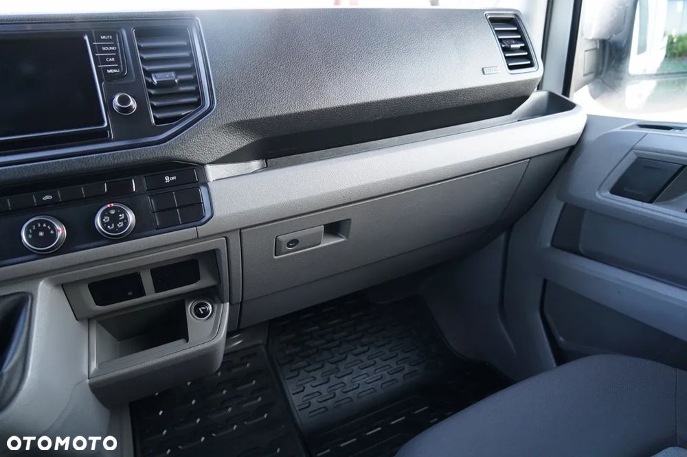 Volkswagen CRAFTER / WYWROTKA ALUMINIOWA / BLIŹNIAK / MANUAL / BRYGADÓWKA / SPROWADZONY - 29