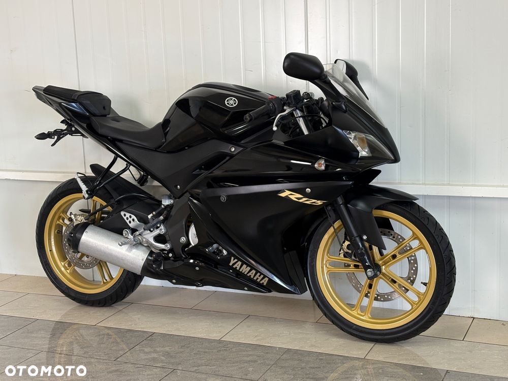 Yamaha YZF - 1
