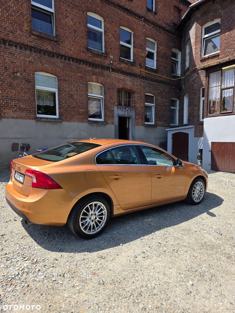 Volvo S60 2.5 T5 - 7