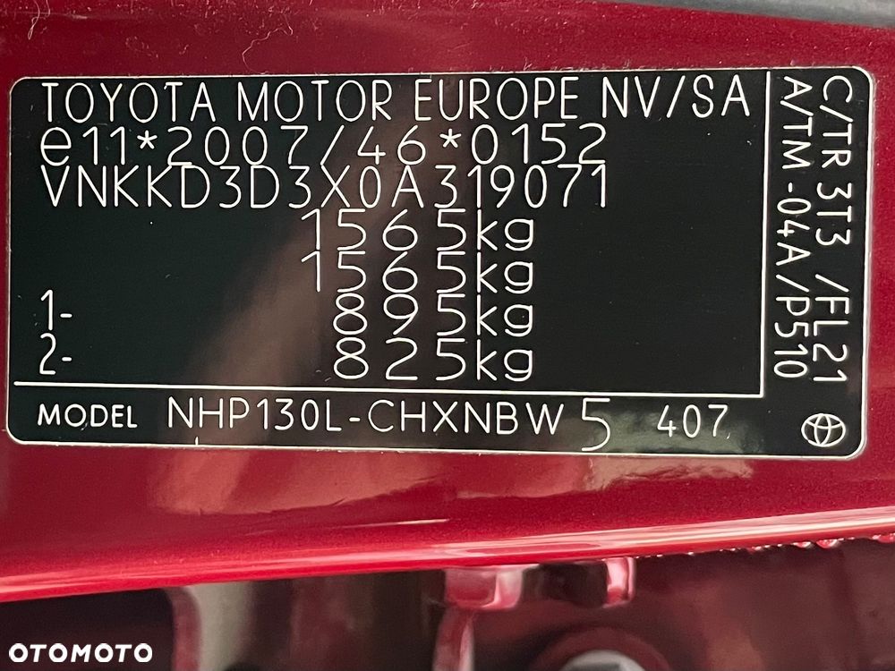 Toyota Yaris 1.5 VVT-i Comfort - 32