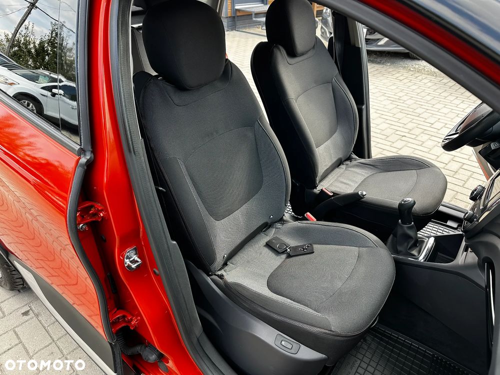 Renault Captur - 23