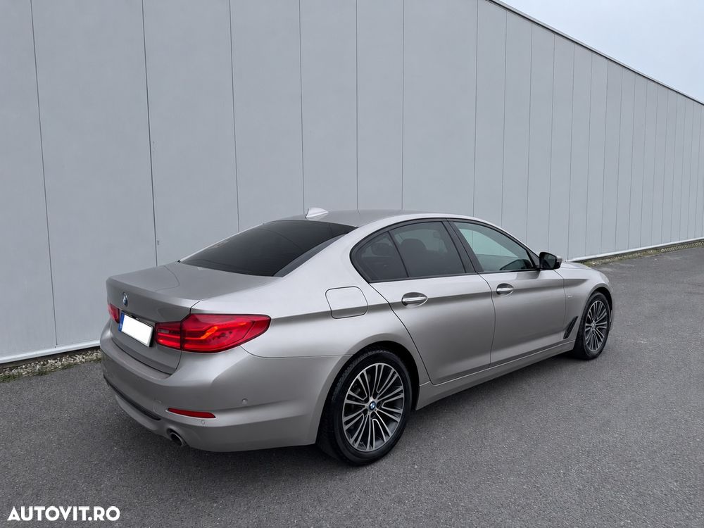 BMW Seria 5 530i Aut. Sport Line - 7