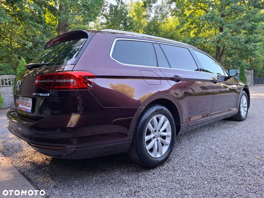 Volkswagen Passat 2.0 TDI SCR DSG Conceptline - 6