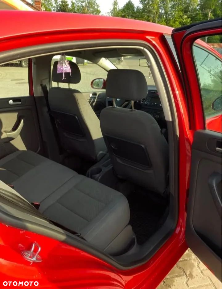 Volkswagen Golf Plus - 12