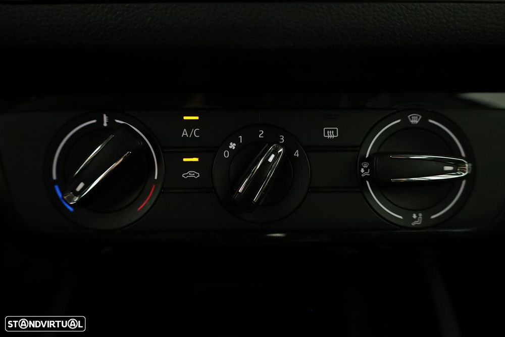 Skoda Kamiq 1.0 TSI Selection DSG - 12