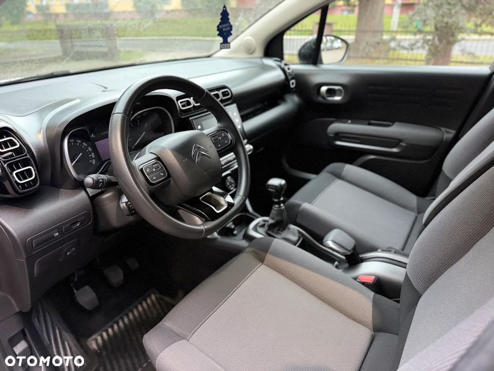Citroën C3 Aircross 1.2 PureTech Shine S&S - 32