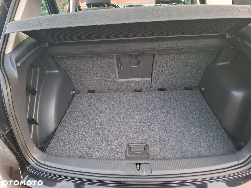 Volkswagen Golf Plus - 31