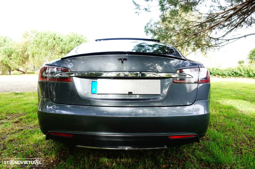 Tesla Model S Standard - 7