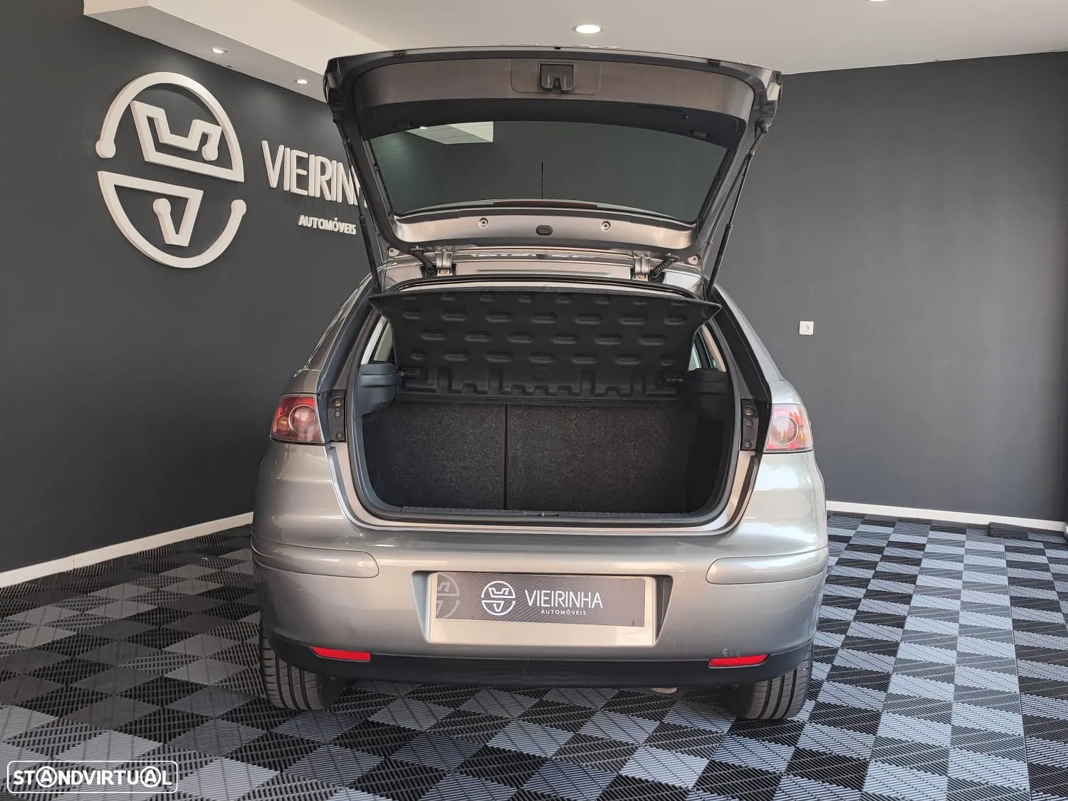 SEAT Ibiza 1.4 TDi Signo - 38