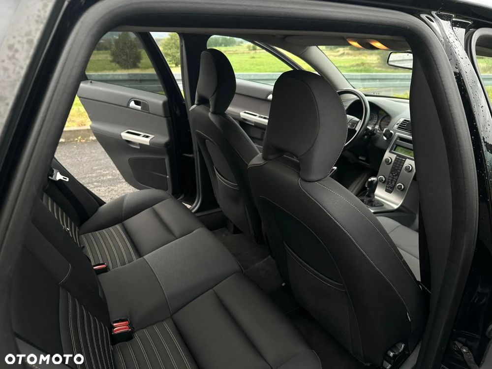 Volvo V50 1.6D - 15
