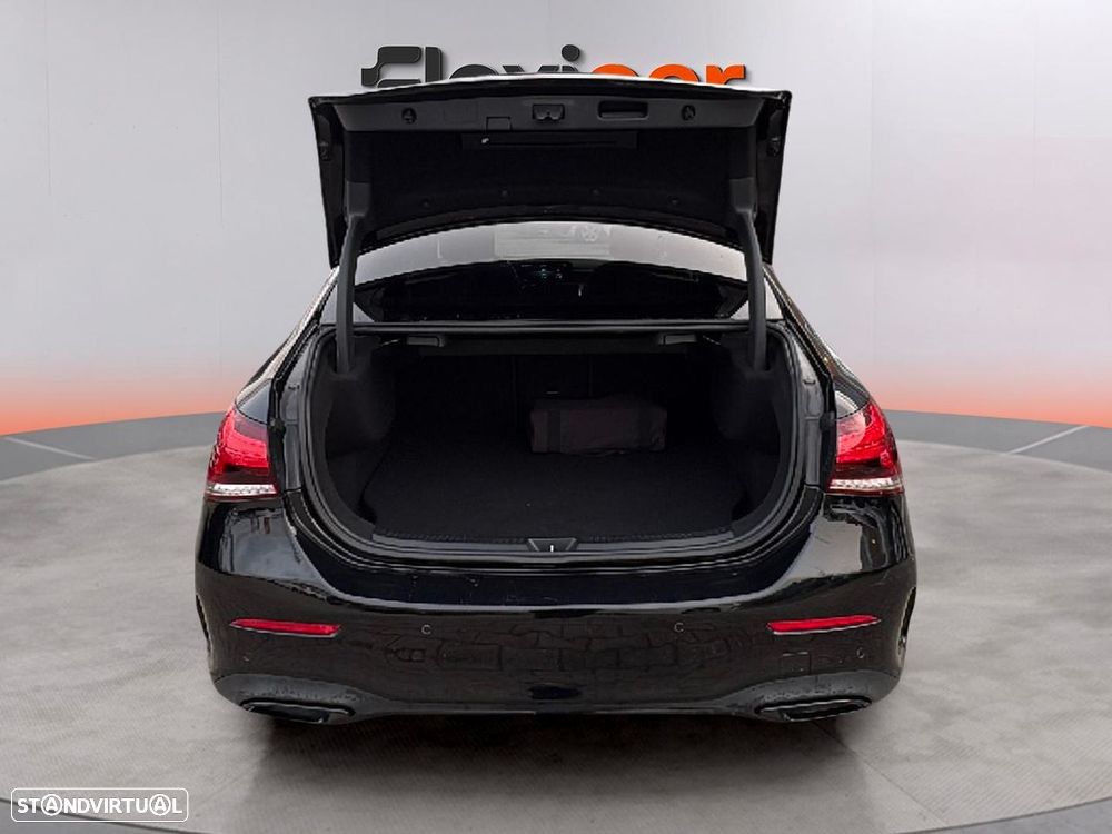 Mercedes-Benz A 250 Limousine e AMG Line - 7