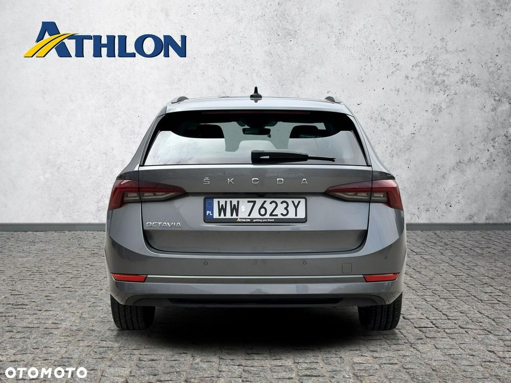 Skoda Octavia 2.0 TDI DSG Ambition - 4
