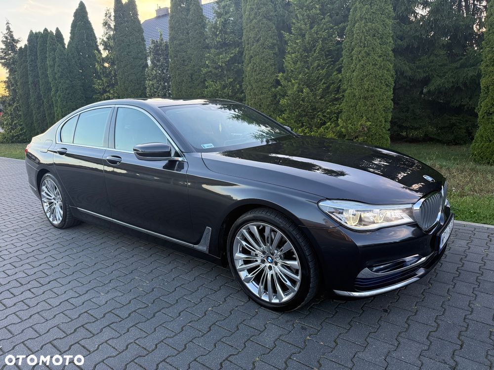 BMW Seria 7 730d xDrive - 26