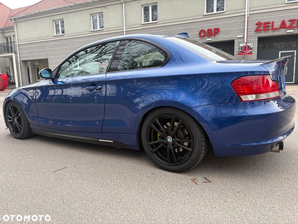 BMW Seria 1 120d - 4